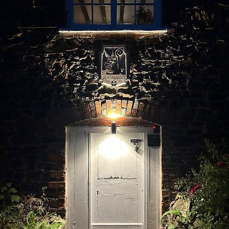 4 St Richard'S Cottages Fittleworth Bagian luar foto