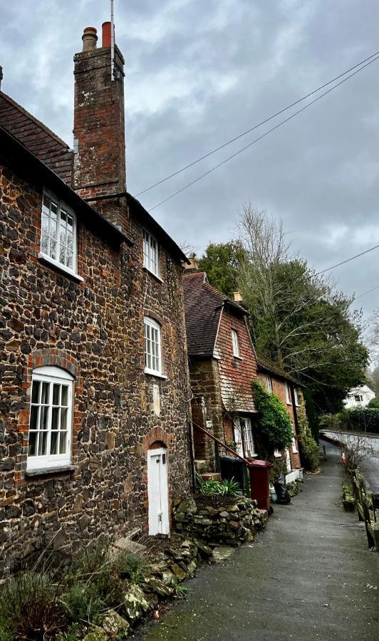 4 St Richard'S Cottages Fittleworth Bagian luar foto