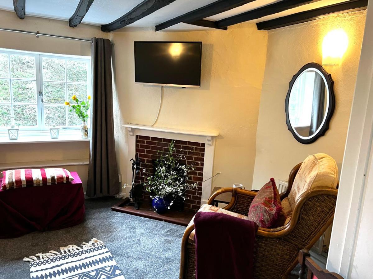 4 St Richard'S Cottages Fittleworth Bagian luar foto