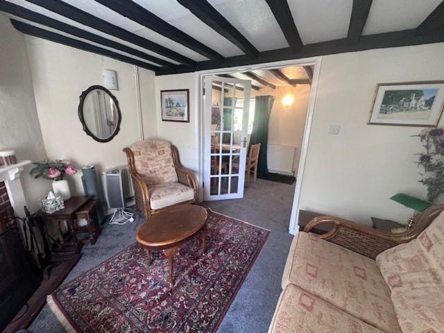 4 St Richard'S Cottages Fittleworth Bagian luar foto